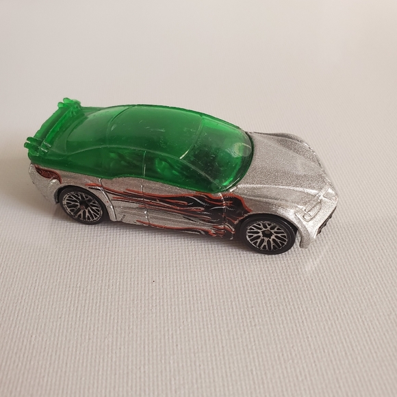Vintage 1998 "Pontiac Rageous" Hot Wheel - Picture 1 of 7
